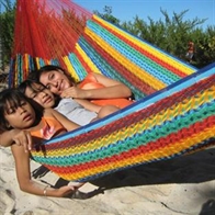 Family hammock EXTRA in durable cotton net with color combinations. No. G6