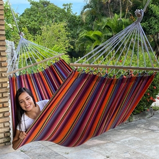 Hammock in fabric with 80 cm spreader bars in Mexican design